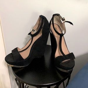 Steve Madden Xtrime ankle wedges